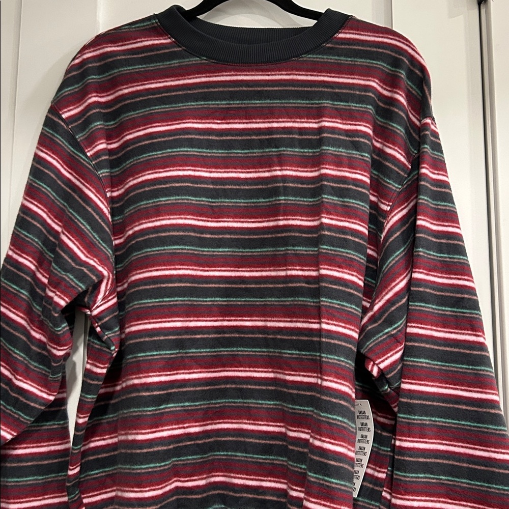 Retro Vintage Inspired UO Reverse Stripe Crew Neck Sweatshirt - Picture 9 of 12